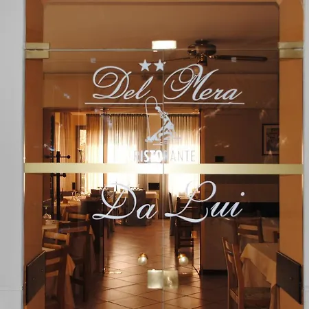 Del Mera-ristorante Da Lui ホテル